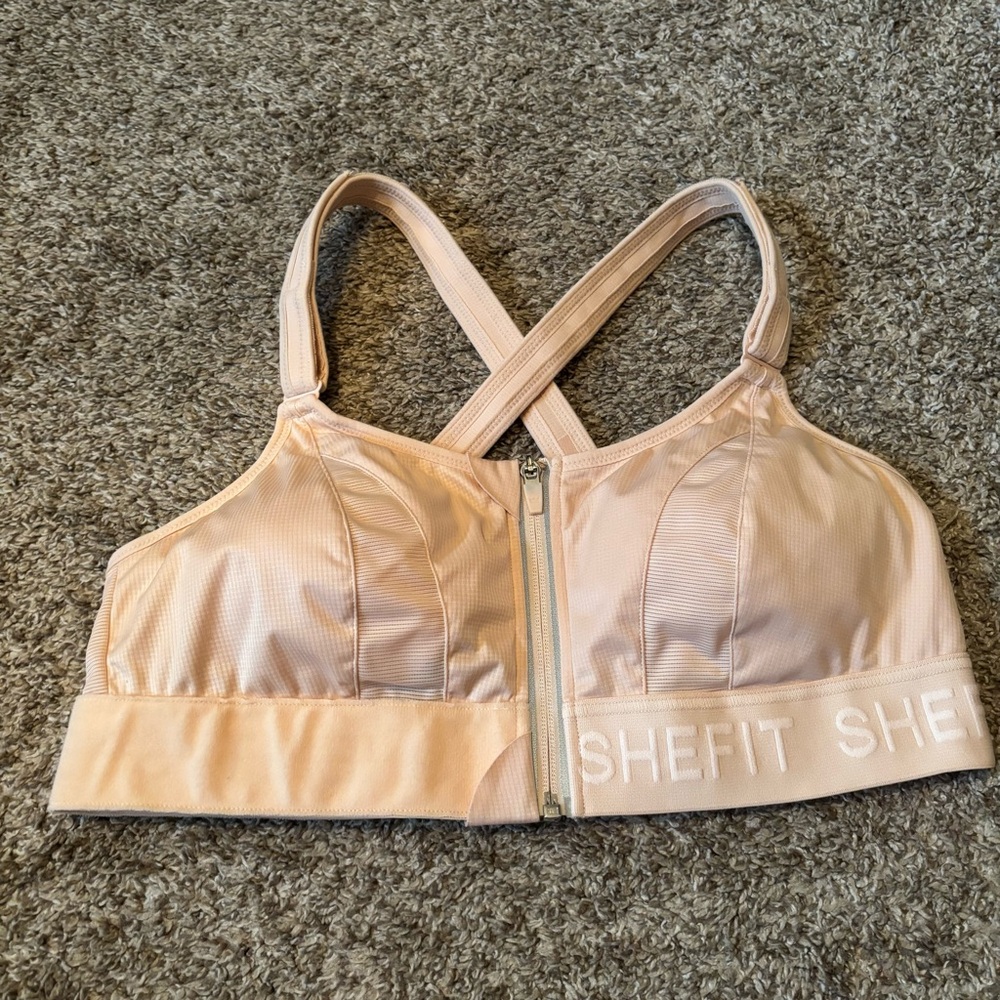 SHEFIT Sports Bra in Light Pink